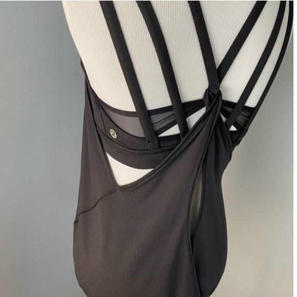 Lululemon Nouveau Limits Black Tank Top Size ~XS - Picture 11 of 12